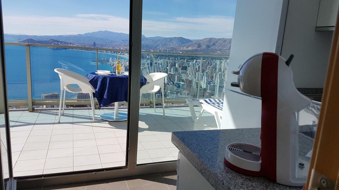 Luxury Apartment On The 40Th Floor With Amazing Views 베니돔 외부 사진