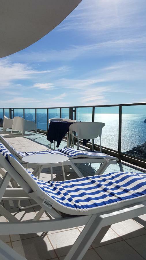Luxury Apartment On The 40Th Floor With Amazing Views 베니돔 외부 사진